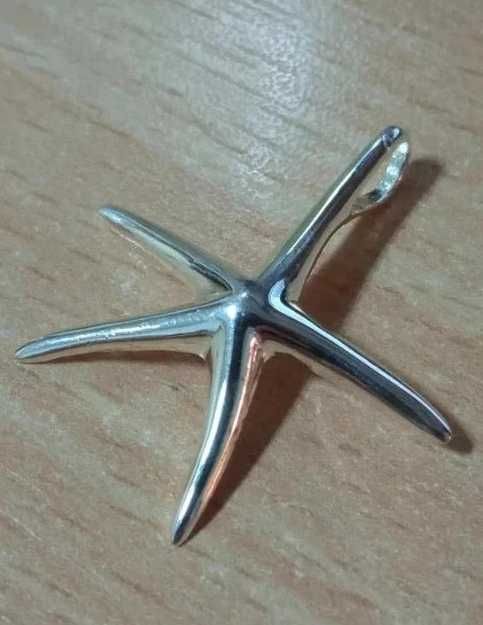 Srebrna zawieszka rozgwiazda Srebro 925 2,35 g Wisiorek gwiazda