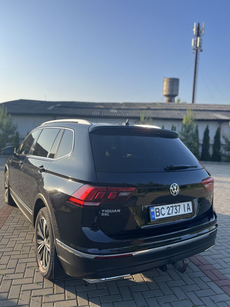Продам Volkswagen Tiguan SEL