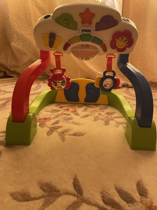 Ігровий розвиваючий центр Chicco