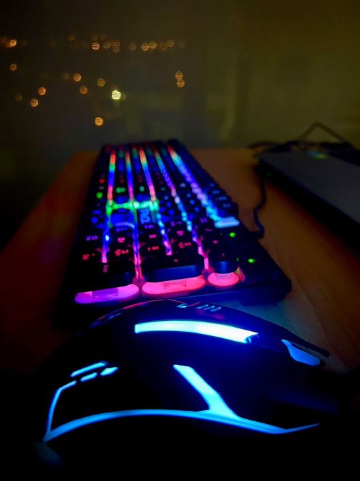 Teclado e Rato Gaming RGB NOVOS