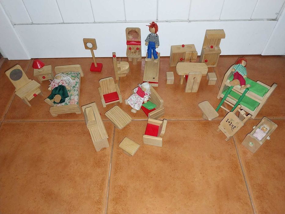 Brinquedos Antigos - Madeira