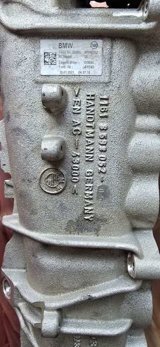 Продам  оригинал впускной коллектор бмв м50д