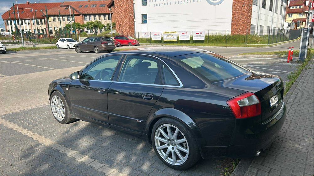 Audi A4B6  2004 2.4 V6 BDV + lpg Automat