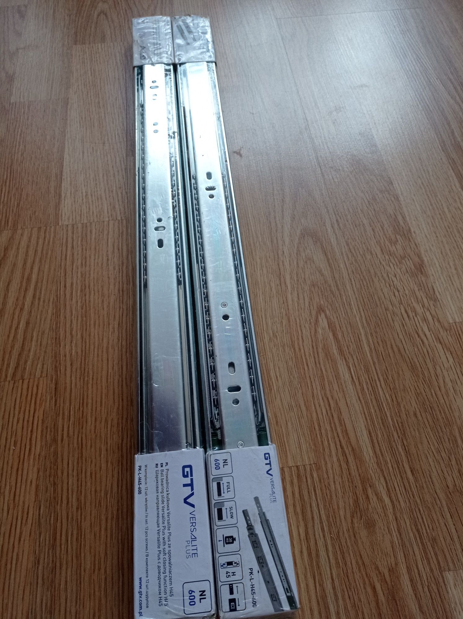 Prowadnica kulkowa Versalite Plus ze spowalniaczem H45 - 2 sztuki