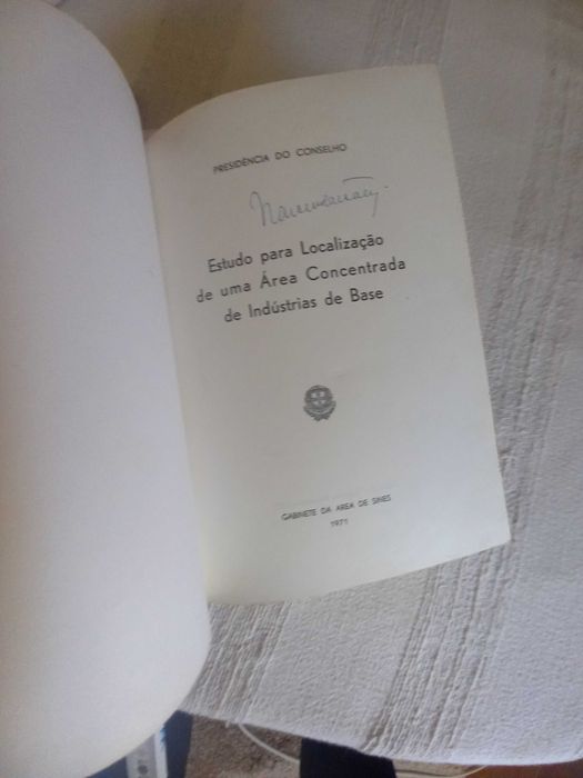 Sines RELATÓRIO Governo para criação zona industrial de Sines em 1971