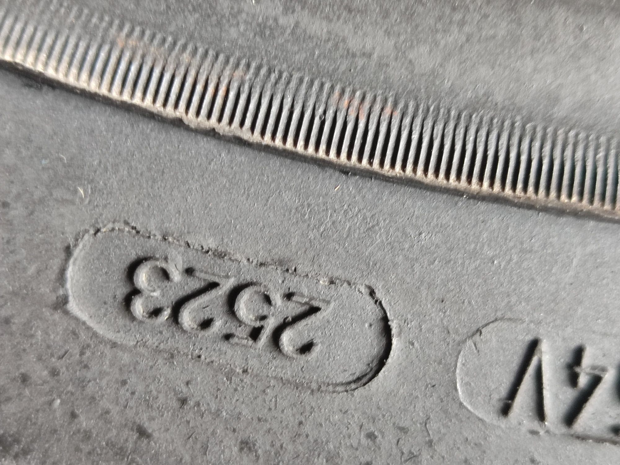 Шини goodyear 215/75 r16c m+s 23-й рік