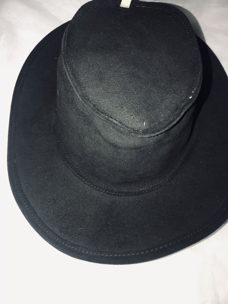 Шкіряний капелюх( розмір М/57-58)