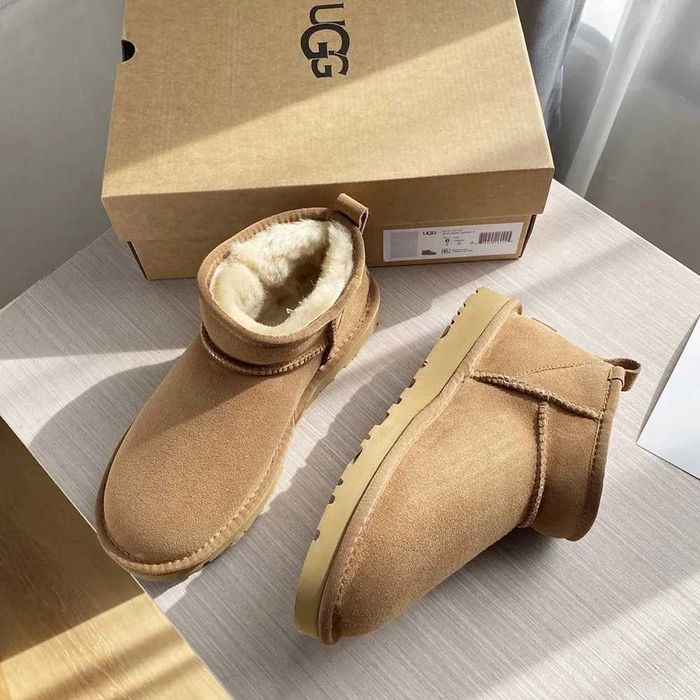 Brązowe u-Gg nowe mini śniegowceBrązowe nowe mini śniegowce r.40