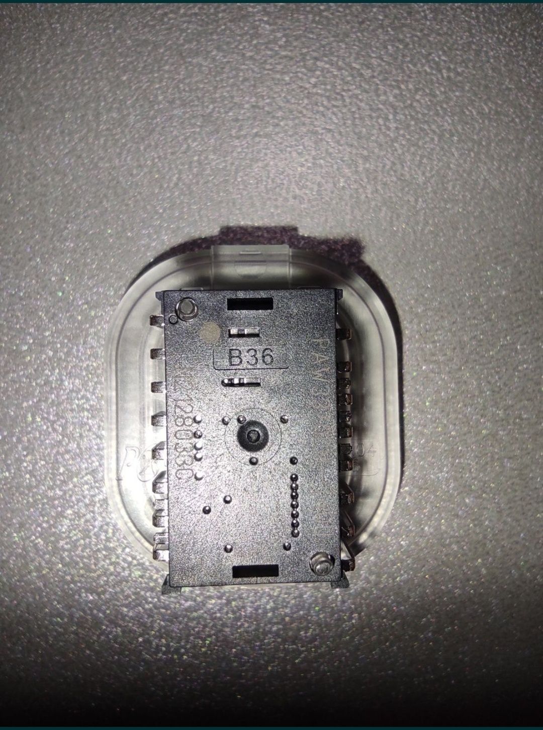 Оптичний датчик миші PAW3370DM-T4QU
