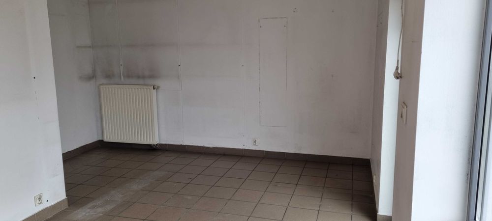 Lokal handlowo-usługowo-biurowy z lokalizacją w centrum miasta.