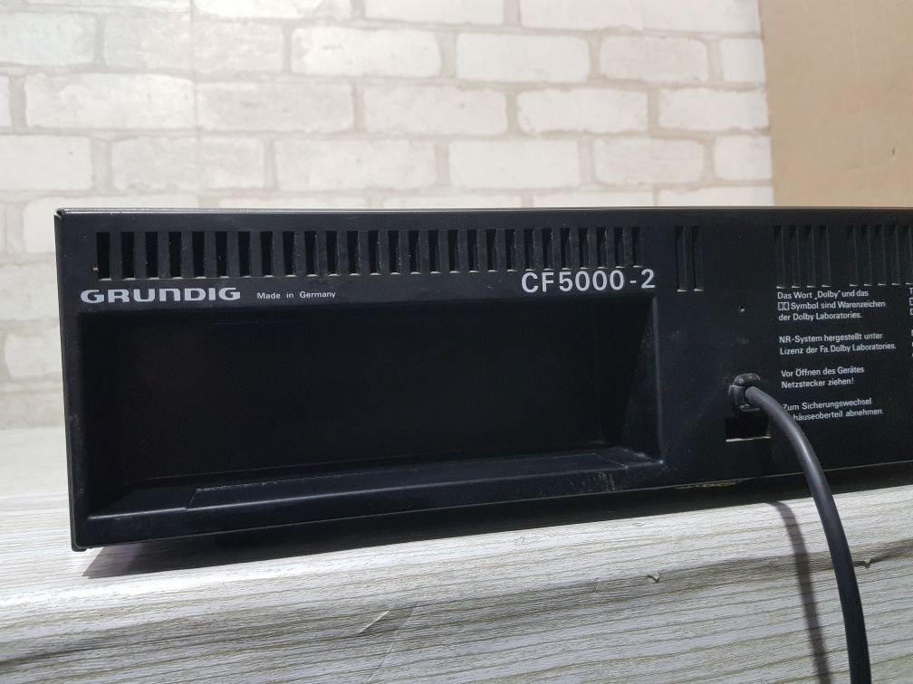 Стерео касетна дека/кассетная дека Grundig CF 5000-2 б/у з Німеччини