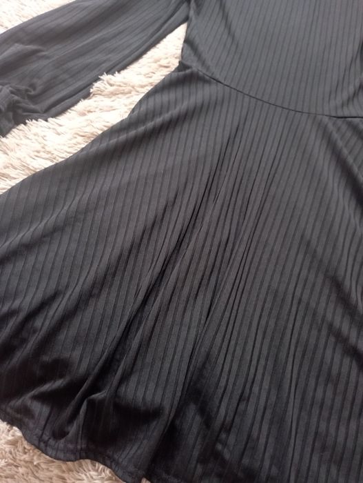 Плаття чорне в рубчик XS 34p