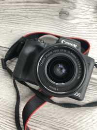 Фотоапарат CANON EOS M50