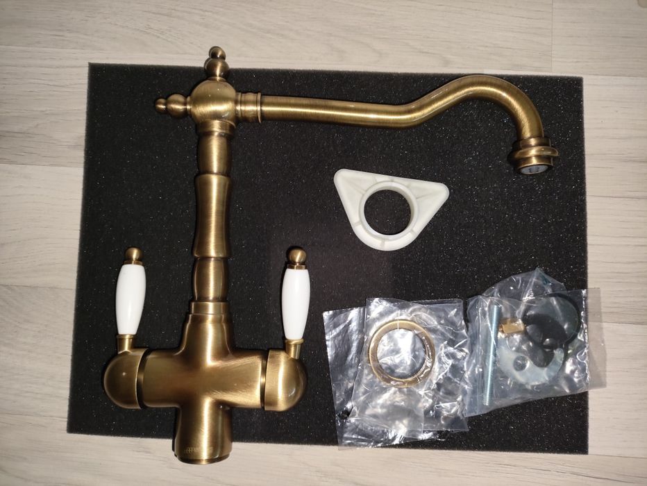 Bateria kuchenna SMEG MAP77PO mosiężna do wody kranowej i filtrowanej.