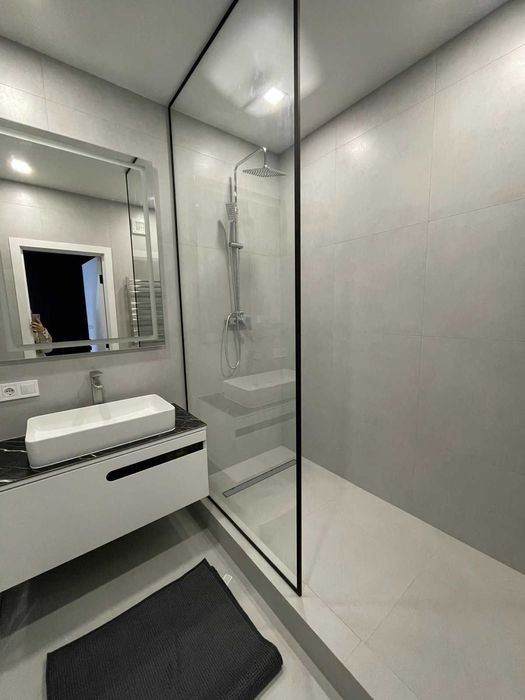 Оренда центр Коновальця