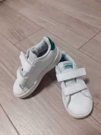 Ténis adidas 24 como novos