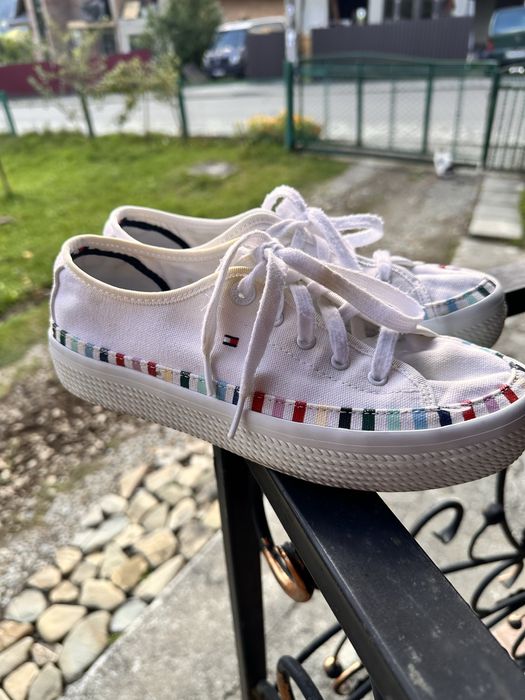 Кеди Tommy Hilfiger. Оригінал