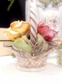 Porcelanowy koszyk z różyczkami, Bassano, włoska porcelana