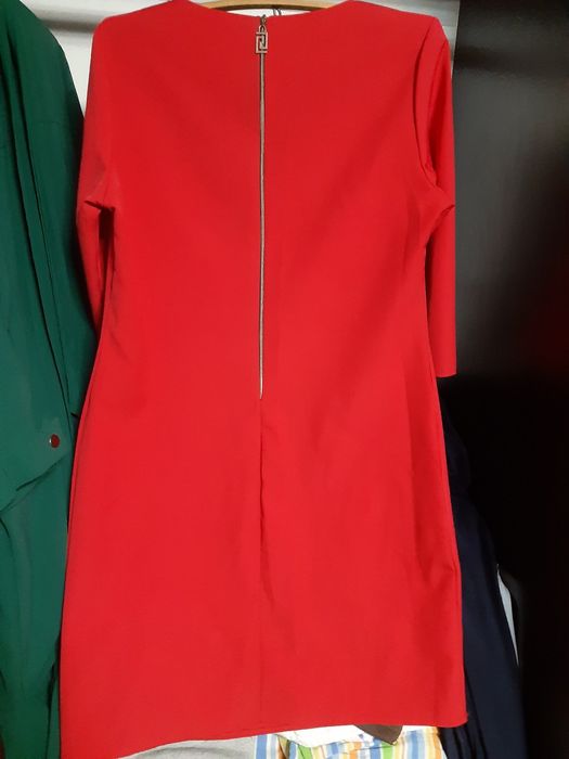 Червона Сукня не дорого