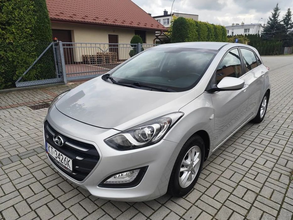 Hyundai I30 1.6 Crdi / 110 Km / Automat / Klimatronik / Tempomat / Super stan /