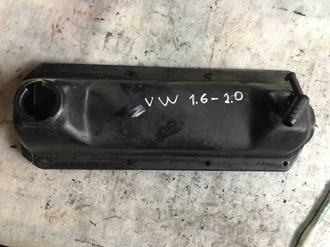 Кришка клапанна клапанная Volkswagen Golf III 1.6-2.0 Гольф 037103475L
