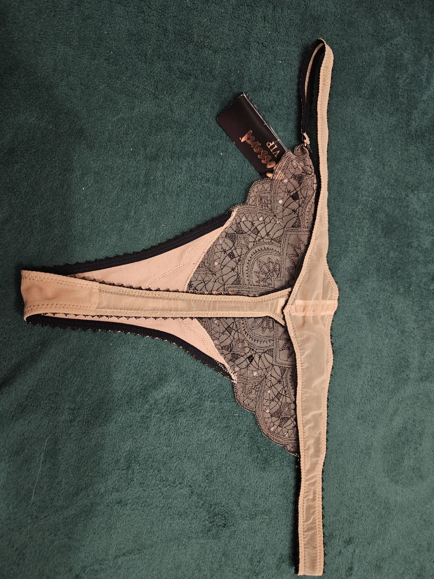 Stringi Gossard r.42/44