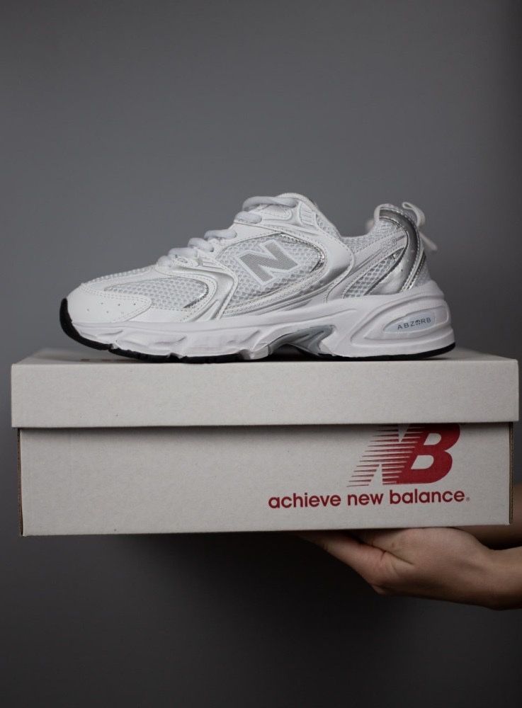 Жіночі кросівки New Balance 530 White