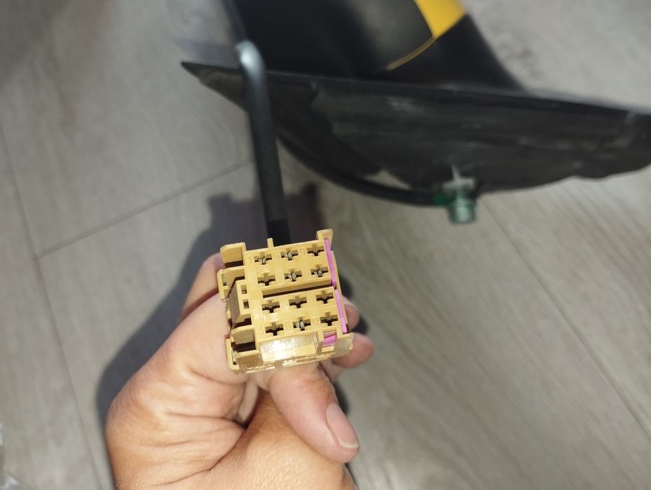 Seat Ibiza  lusterko lewe boczne drzwi przednich ]3