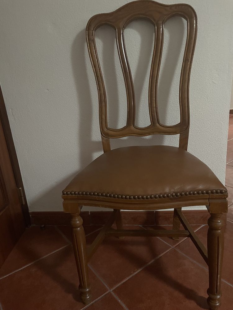 Conjunto de cadeiras de sala