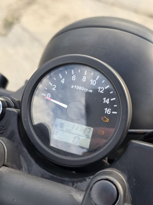 Brixton BX 125 Cromwell ABS wtrysk kat. B cafe racer niski przebieg