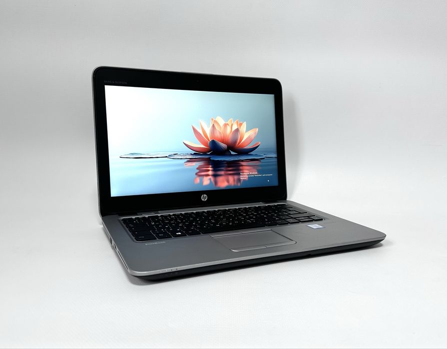 Ноутбук HP 820 G3 12,5" IPS i5-6200U/8GB DDR4/256GB SSD M2