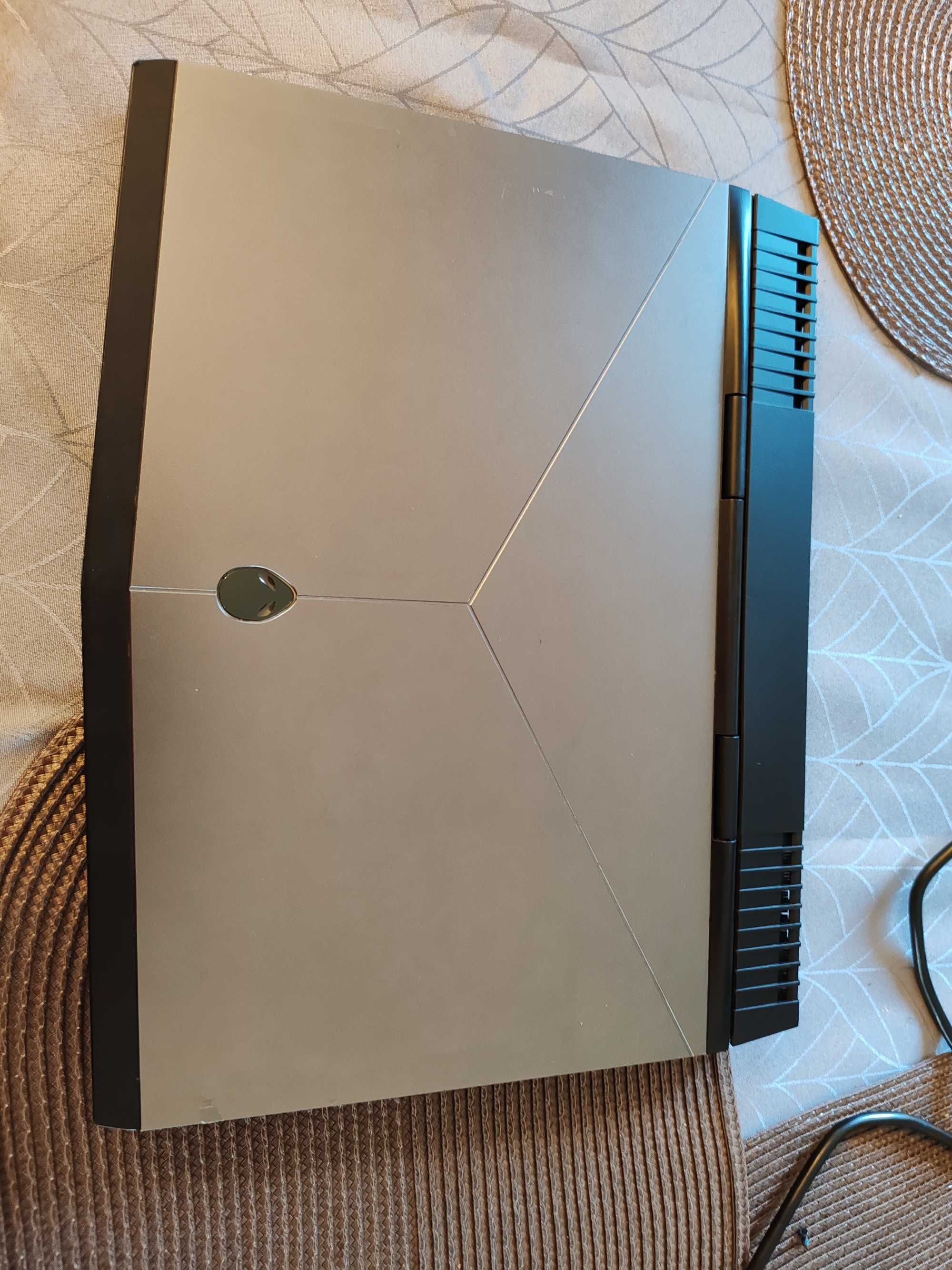 GAMINGOWY Dell Alienware 13r3 i7/16/1TB /Gtx 1060 Dotyk! QHD Oled