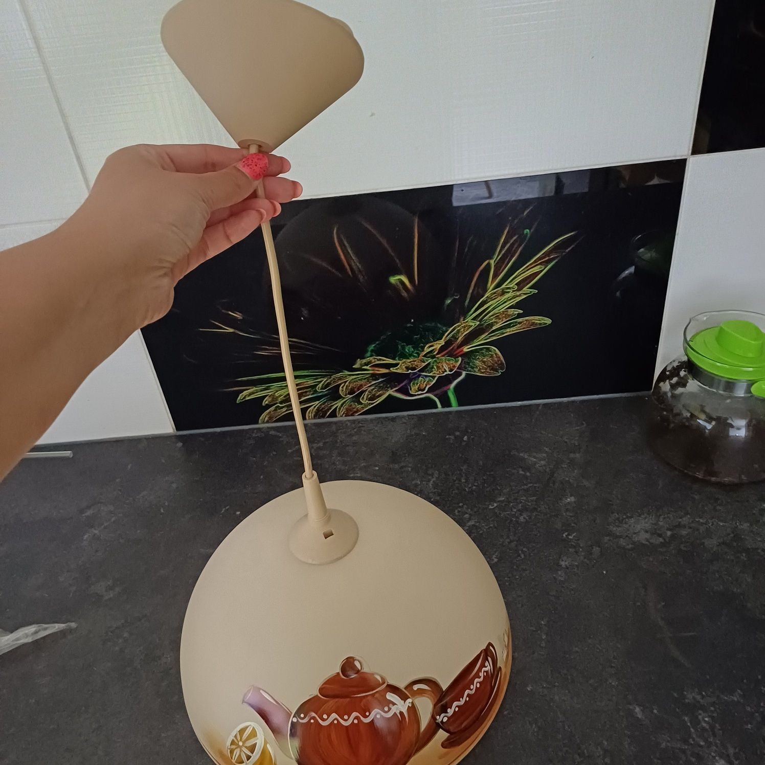 Lampa kuchenna z wzorem