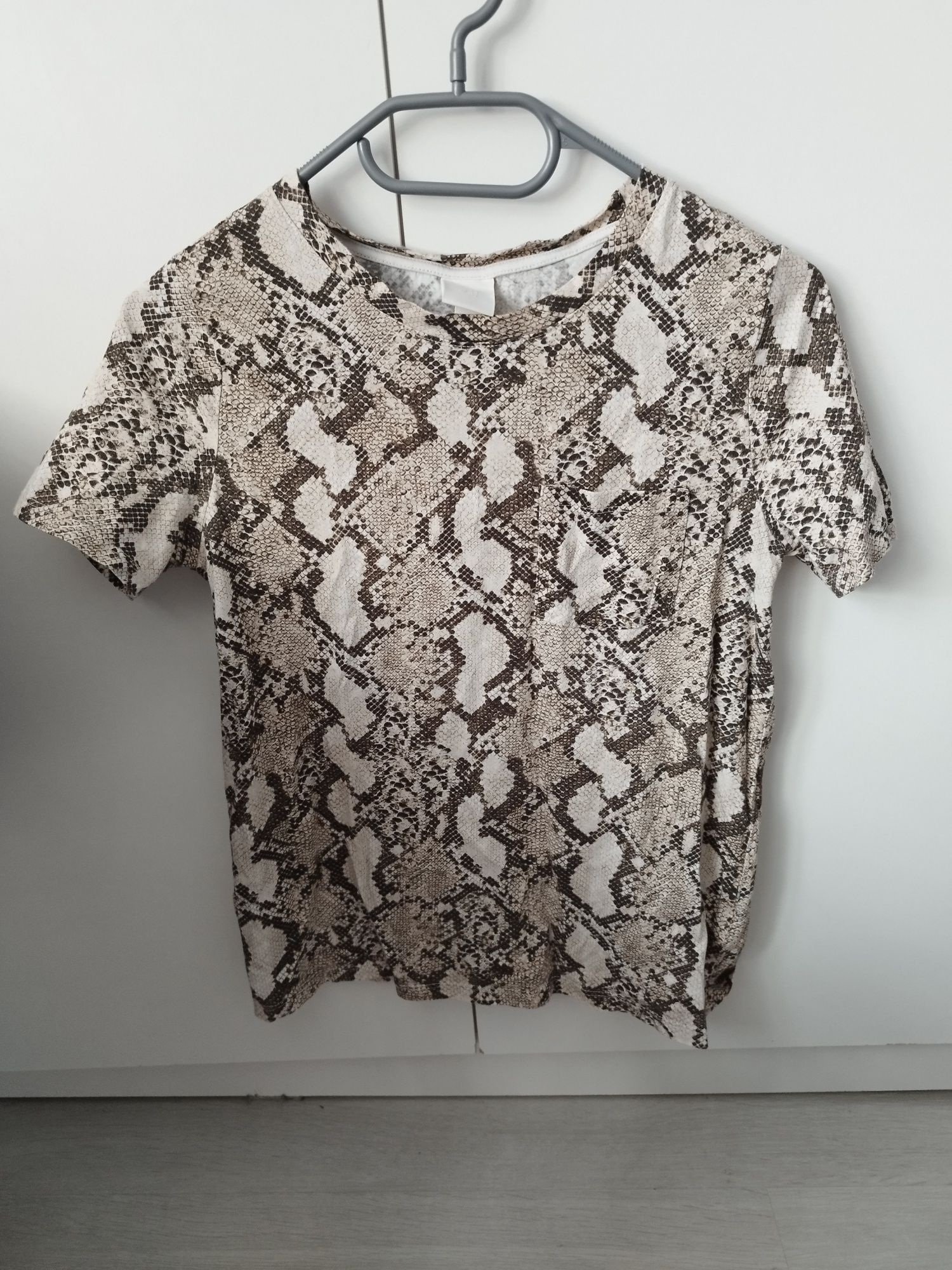 T-shirt motyw skóra węża H&M rozmiar XS