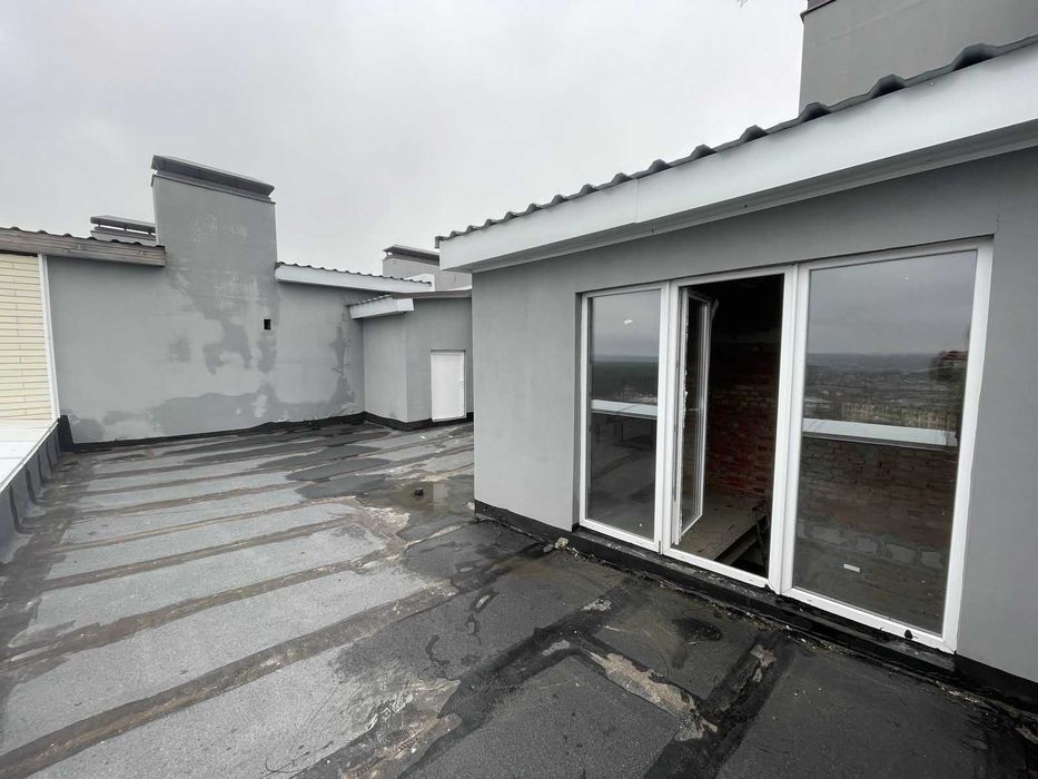 Продаж дворівневої квартири з терасою | с. Білогородка, вул.Саєнка, 11