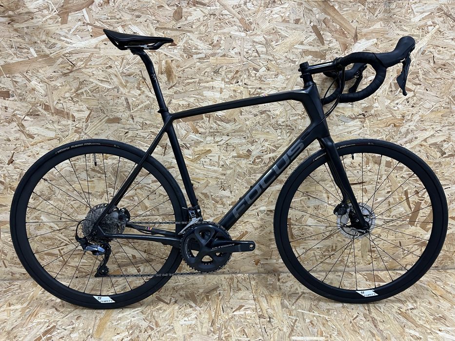 Bicicleta disco carbono Focus Paralane - Shimano Ultegra 11v