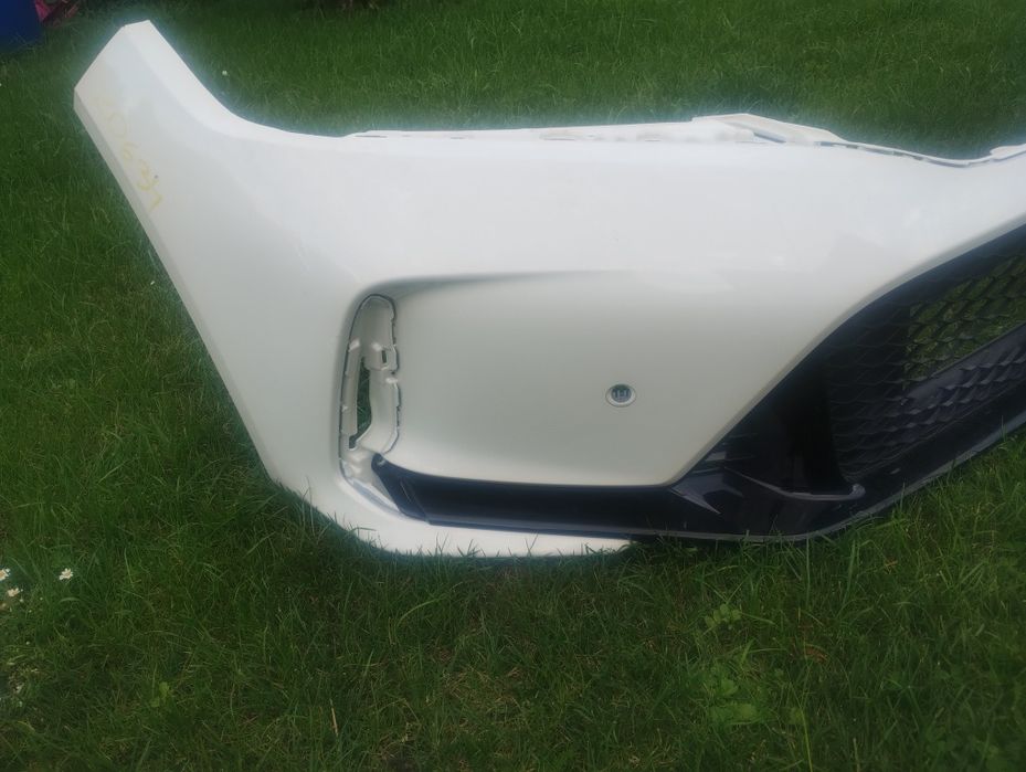 Zderzak przedni Honda Civic XI R