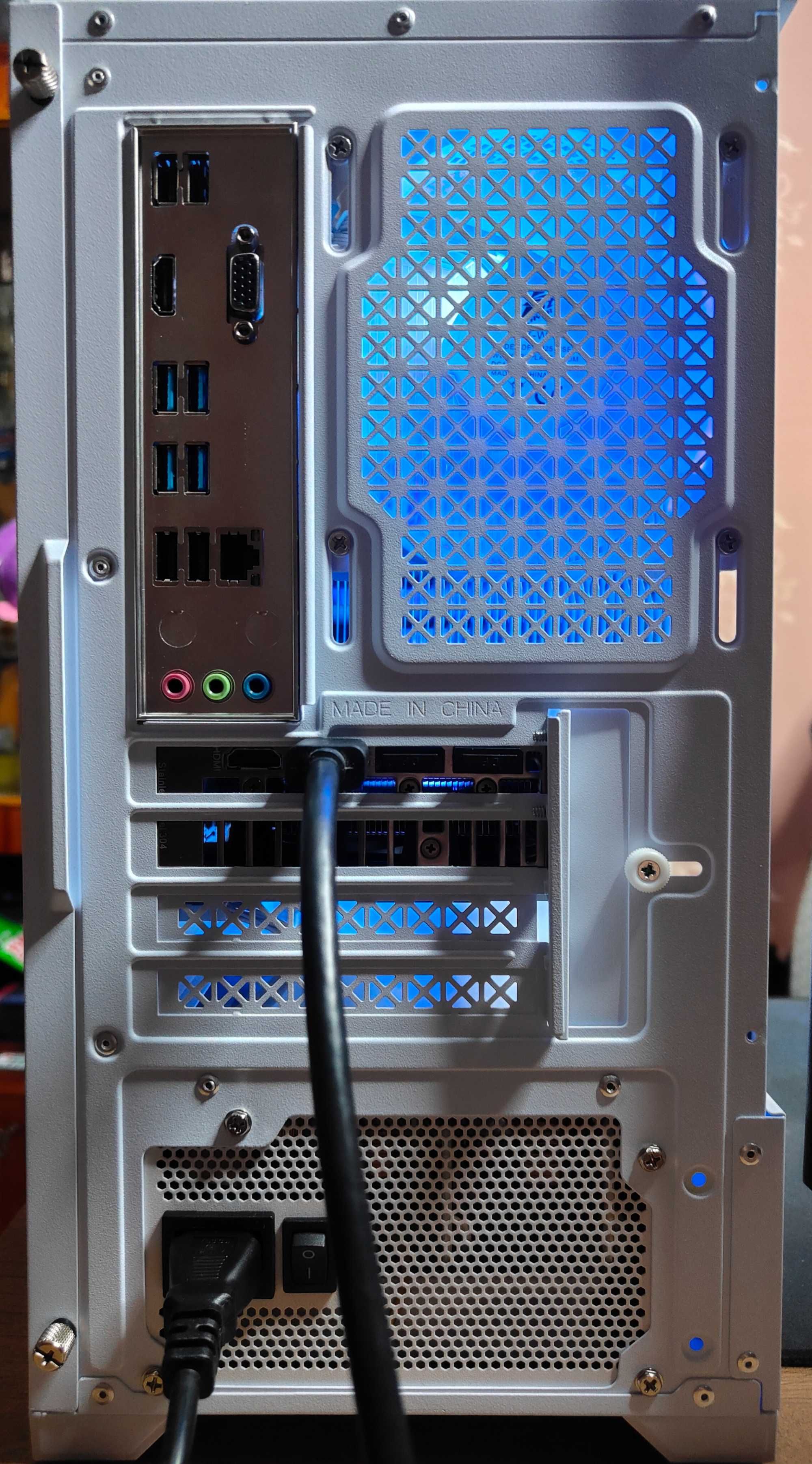 RTX5060 R7 5700X ОЗУ 32G M2 Новий Ігровий Комп'ютер Системний блок RGB