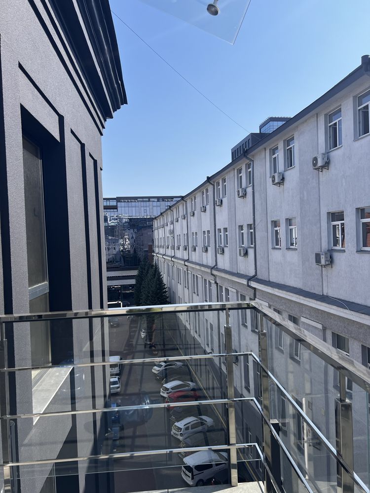 ВІД ВЛАСНИКА офіс в оренду 316,2 кв.м.