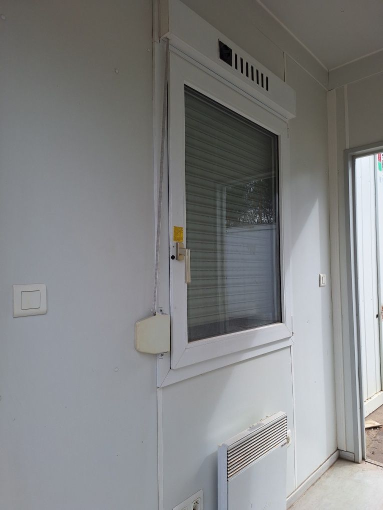 Kontener sanitarny budowlany socjalny Containex Prysznicowy 6x2.5m
