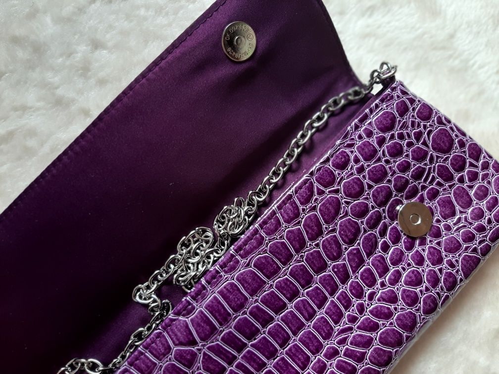Фіолетова сумка (клатч)