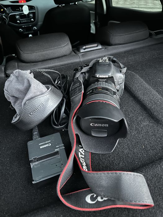 Фотоапарат Canon 600D + обʼєктив canon EF 24-105 f/4L USM