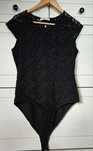 Czarne body Promod