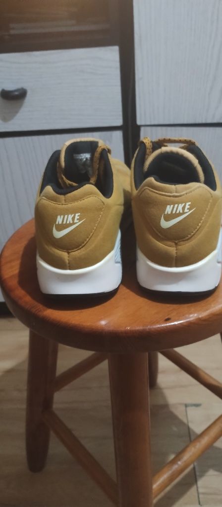 Buty Nike Męskie r42