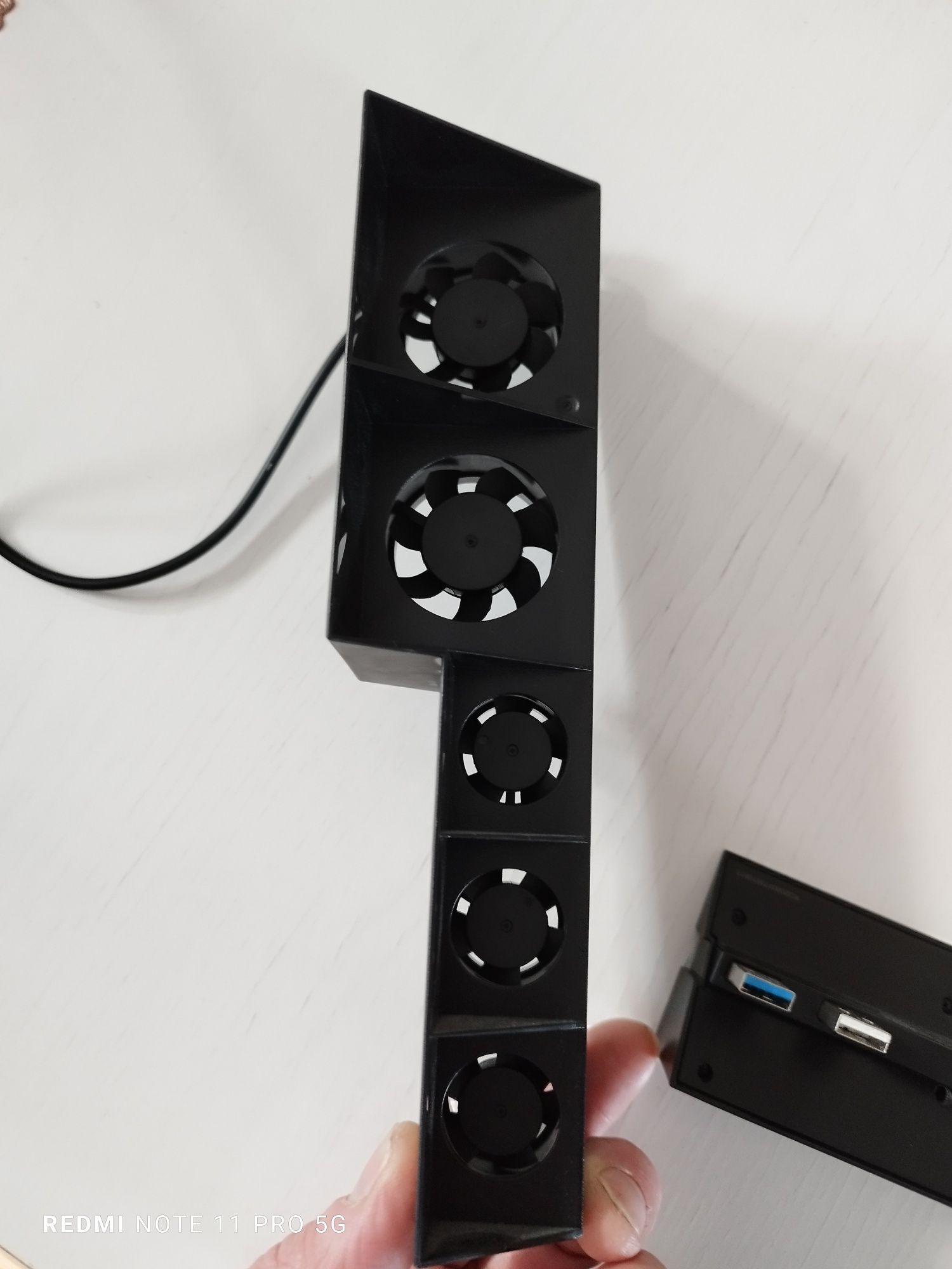 Dodatkowe chłodzenie +hub do PlayStation 4 FAT,stan bardzo dobry