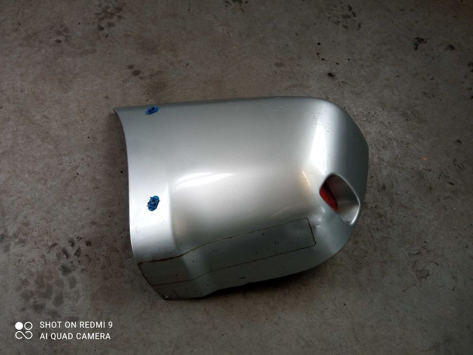 Błotnik nakładka Toyota RAV4 2004r