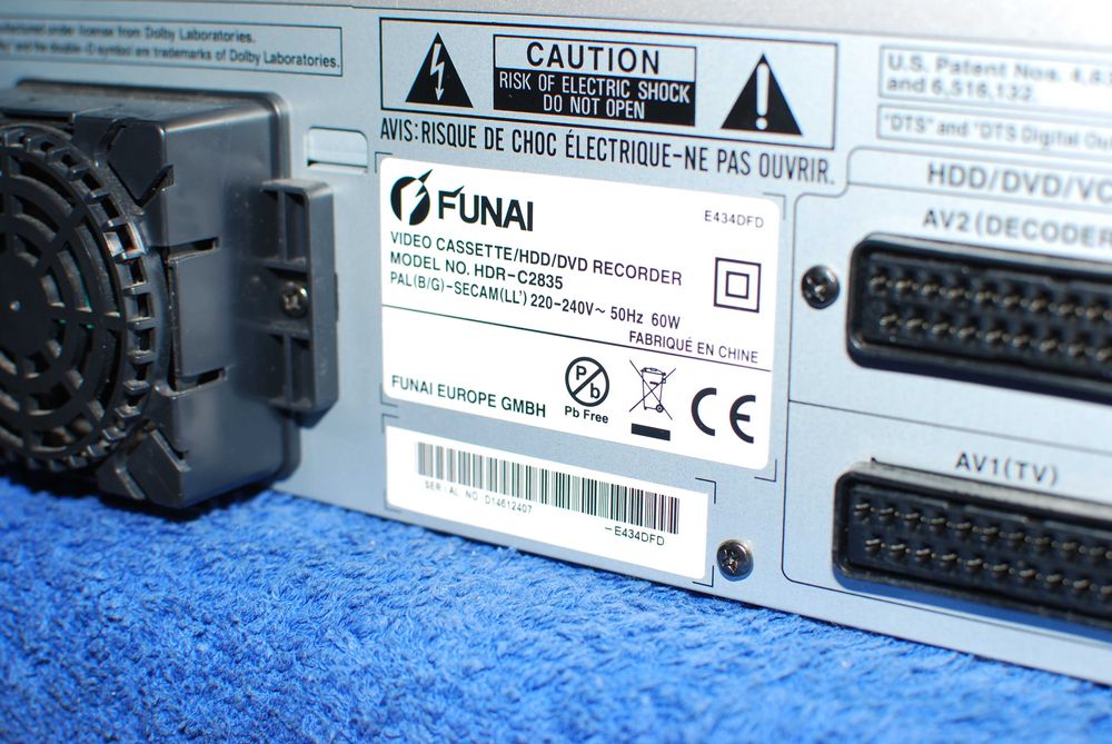 Kopiarka Funai DVD-VR370 z HDD do przegrywanie VHS na DVD z pilotem