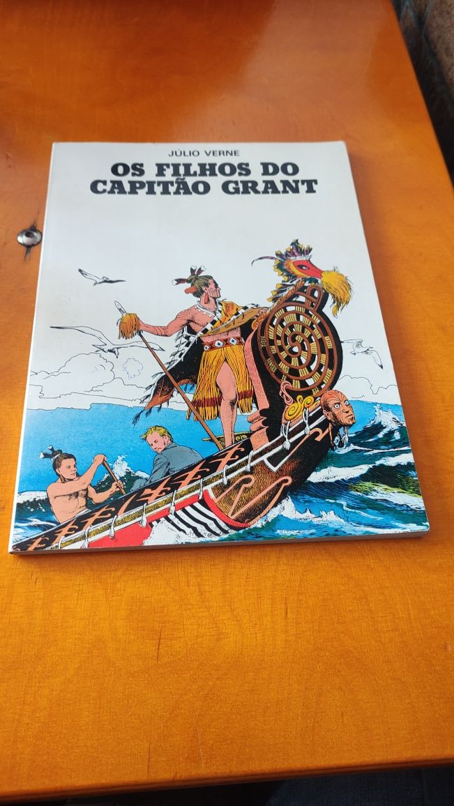 Livro Banda Desenhada Antiga " Os Filhos do Capitão Grant "