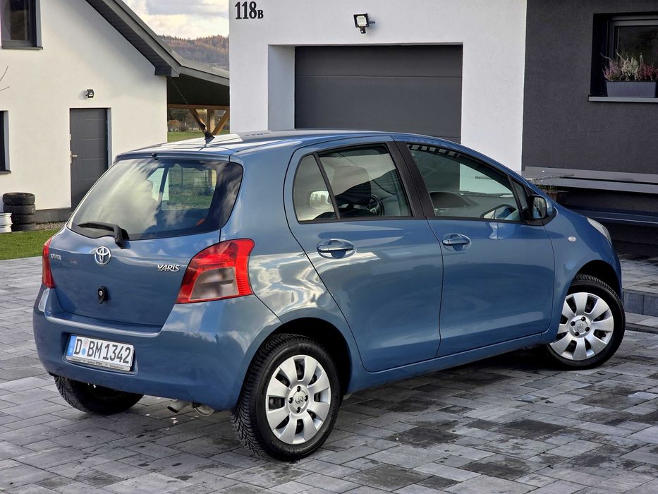 Toyota YARIS 1.3 Benz 87KM KLIMA 2006r z Niemiec Super STAN Polecam !!
