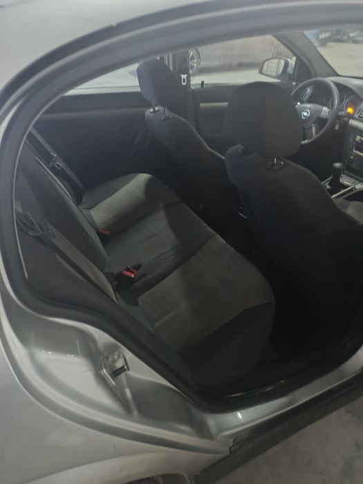 Opel Vectra 2004- motor 2.0